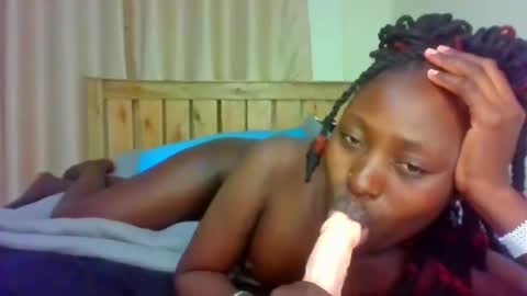 Snapshot of naughtyqueen12 chatting on October 14, 10:35 pm naughtyqueen12 online show from October 14, 10:35 pm