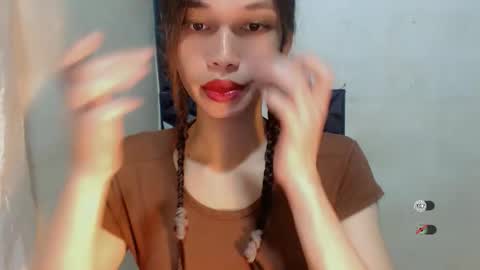 Celine online show from November 24, 2:49 pm