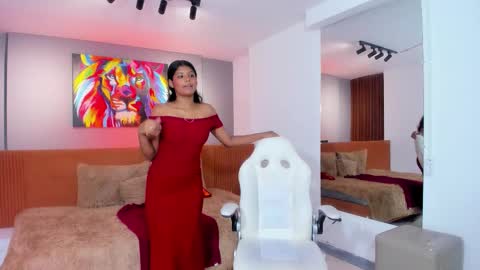 naugthy_brunette_ online show from December 14, 8:04 pm
