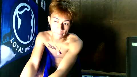 Snapshot of naugthyboyloy chatting on October 12, 9:35 am Loy online show from October 12, 9:35 am