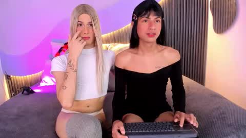 Snapshot of naugthyboys23 chatting on October 22, 9:38 pm BARBARA DANIEL online show from October 22, 9:38 pm