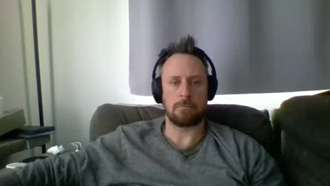 nawtydom1977 online show from December 28, 5:35 pm