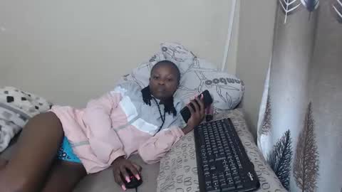 Snapshot of nawtylarissa_ chatting on October 17, 7:18 pm nawtylarissa_ online show from October 17, 7:18 pm