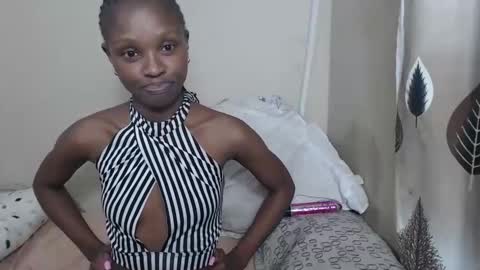 Snapshot of nawtylarissa_ chatting on September 10, 6:20 pm nawtylarissa_ online show from September 10, 6:20 pm