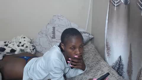 Snapshot of nawtylarissa_ chatting on October 18, 8:13 pm nawtylarissa_ online show from October 18, 8:13 pm