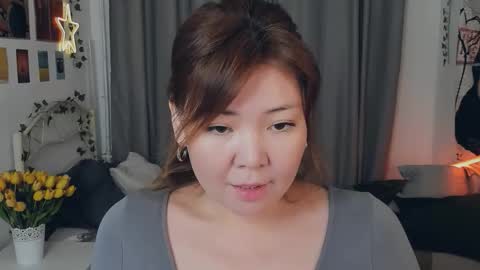 Snapshot of nazu_chan chatting on October 10, 2:12 pm Natzuko online show from October 10, 2:12 pm