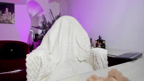 Hellen online show from September 22, 7:18 pm