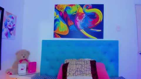 Snapshot of neferet_opal chatting on September 24, 1:12 am neferet_opal online show from September 24, 1:12 am