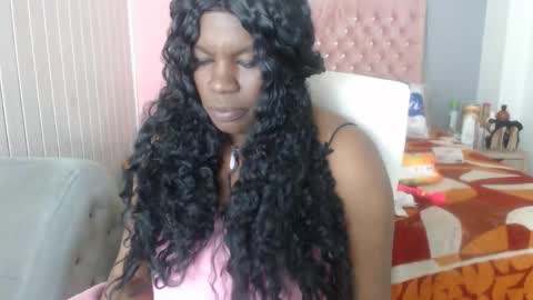 Snapshot of negrabig_38 chatting on February 25, 6:36 am negrabig 38 online show from February 25, 6:36 am