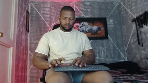 negritomeloso_k18 online show from January 19, 2:27 pm