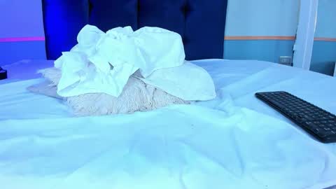 Neill online show from February 16, 8:29 pm