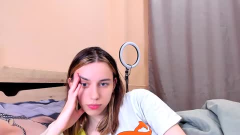 nelly_yy online show from February 2, 7:14 pm