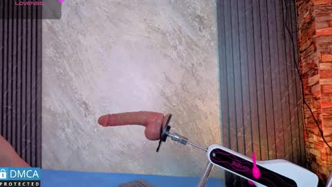 Salome Nena cupcake online show from April 10, 11:37 am