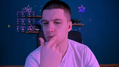 neo_raze_ online show from March 15, 7:50 pm