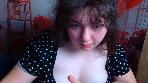 NeonilaLisova online show from February 15, 7:43 am