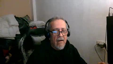 neron401 online show from April 19, 8:33 pm