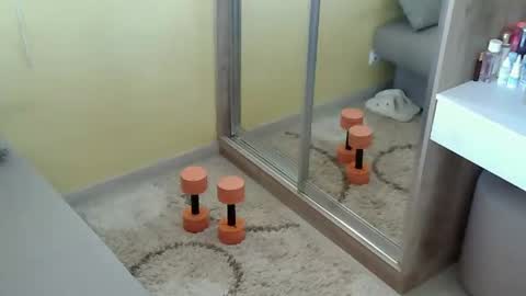 nessa2007 online show from March 7, 11:54 am