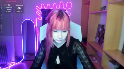 Snapshot of nessadarkk chatting on September 27, 1:47 am Amami online show from September 27, 1:47 am