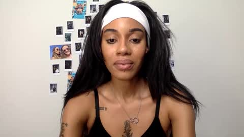 nessa online show from March 14, 12:25 am