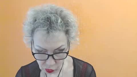 NessyJenixs online show from March 4, 9:28 am