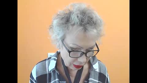 NessyJenixs online show from September 27, 8:56 am