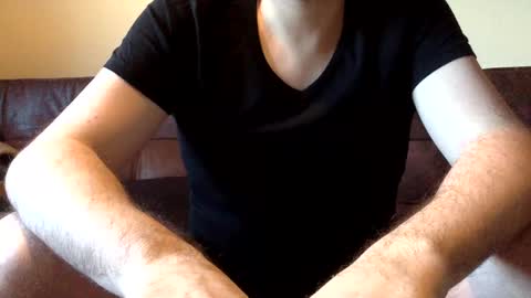 Snapshot of neu242gierig chatting on January 20, 7:36 am Neu242Gierig online show from January 20, 7:36 am