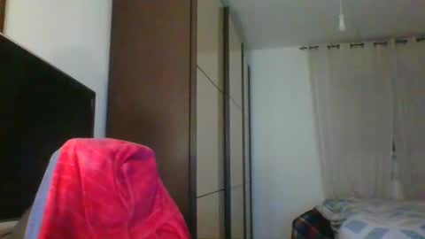 Snapshot of nevenerabis chatting on January 25, 2:15 am nevenerabis online show from January 25, 2:15 am
