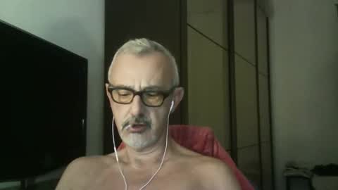 Snapshot of nevenerabis chatting on September 12, 5:48 pm nevenerabis online show from September 12, 5:48 pm