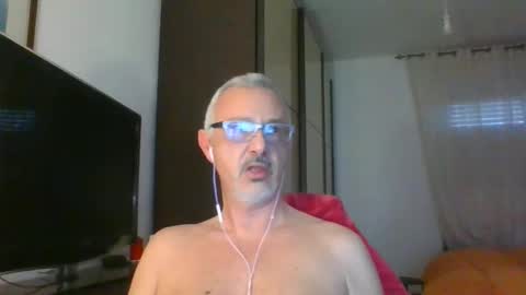 Snapshot of nevenerabis chatting on February 10, 1:22 pm nevenerabis online show from February 10, 1:22 pm