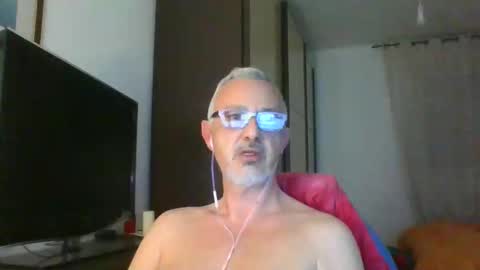 Snapshot of nevenerabis chatting on March 11, 2:21 am nevenerabis online show from March 11, 2:21 am