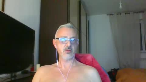 Snapshot of nevenerabis chatting on February 24, 7:09 pm nevenerabis online show from February 24, 7:09 pm