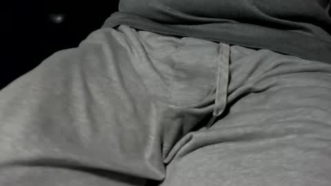 nevrsaynevr2000 online show from March 23, 1:49 pm