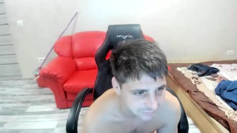 Snapshot of newboy69_ chatting on September 30, 12:21 am newboy69_ online show from September 30, 12:21 am