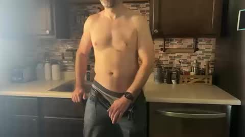 Snapshot of newguy_097 chatting on October 18, 5:17 pm newguy_097 online show from October 18, 5:17 pm