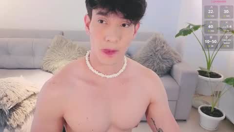   online show from October 4, 7:44 pm