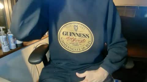 Snapshot of nfgwholoves2cum chatting on October 16, 1:16 am NFG  Nice Friendly Guy  Dick online show from October 16, 1:16 am