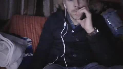 Snapshot of nfr934 chatting on December 4, 11:08 pm Funkum online show from December 4, 11:08 pm