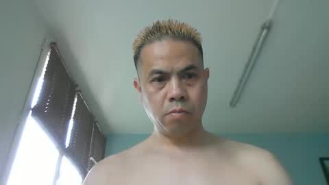 nguyen7788789 online show from April 29, 7:46 am