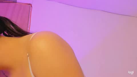 nia_16 online show from November 22, 1:15 am