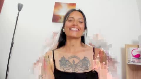 laura  online show from April 9, 2:37 am