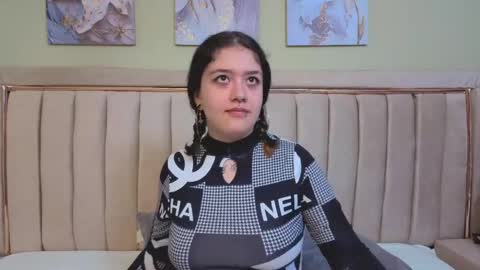 Estefani  online show from April 4, 3:46 am