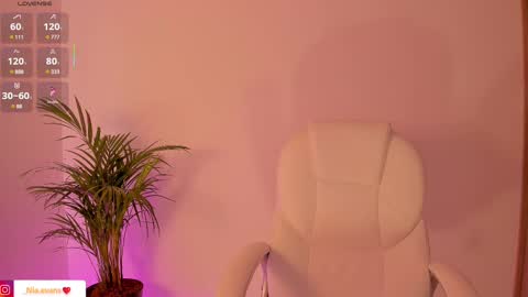 Nia online show from February 26, 1:00 pm