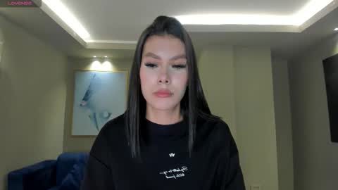 Snapshot of niasalvatore chatting on October 3, 7:11 pm Call me Nia online show from October 3, 7:11 pm