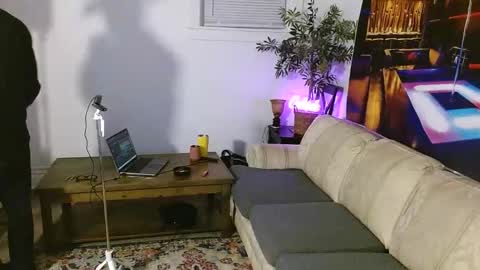 NICE AND SAVVY online show from April 26, 4:54 am