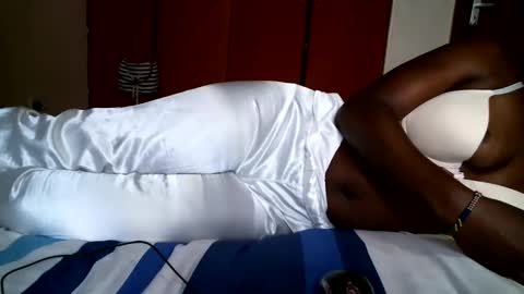 Snapshot of niceass_95 chatting on February 13, 10:12 am gabby online show from February 13, 10:12 am