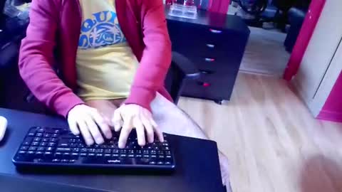 nicecck24 online show from March 6, 6:29 pm