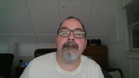 niceguy7208 online show from September 29, 4:11 am