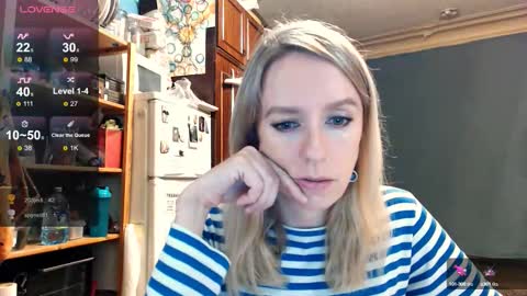 Snapshot of nicekat chatting on October 5, 5:20 pm Kathrine online show from October 5, 5:20 pm