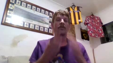 Sexiishaine online show from October 30, 3:29 am