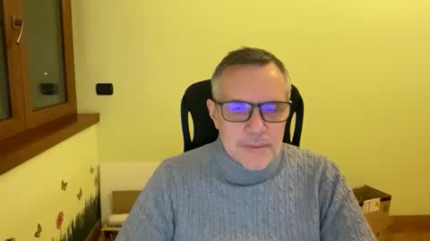 Andrew online show from January 8, 6:25 pm